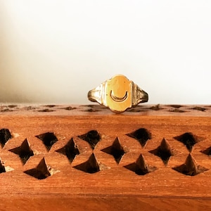 The &#39;Luna&#39; Ring (14kt Gold)