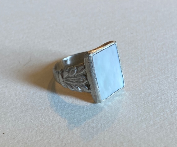 The Meru Mother of Pearl