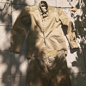 Sällsynt sovjetisk armébilstruppers efreitoruniform, Sovjetunionens tunika och knäbyxor, militäruniform, storlek 48/3, original samlarobjekt, gåva, kalla kriget