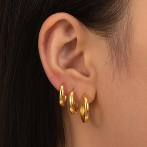 Minimalist Stacking Huggie Hoop Earrings in Sterling Silver, 12mm 14mm 16mm Hoops, Skinny Hoops, Silver or Gold, Dainty Hoop Earrings