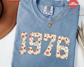 Comfort Colors® 50. Geburtstag T-Shirt, Retro 50. Geburtstag Shirt, 50. Geburtstag Geschenke für Frauen Geburtsjahr Shirt, Floral 50. Geburtstag Shirt
