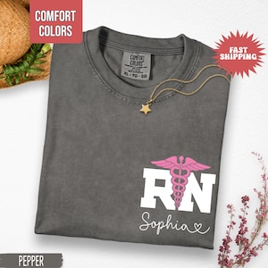 Maglietta per infermiere professionale con nome personalizzato, maglietta per infermiere professionale con nome personalizzato, regalo di laurea per infermiere, abbigliamento per studenti infermieristici, nuovo completo per infermieri