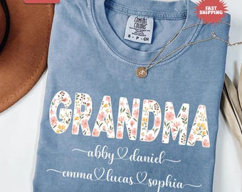 Personalized Grandma Shirt with Grandkids Names, Floral Grandma T-Shirt, Custom Kid's Names Grandma Shirt, Custom Nana Shirt, Grandma Gift