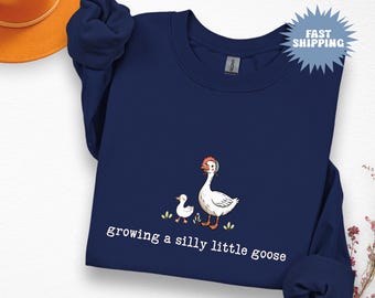 Schwangerschaftansage Sweatshirt, wächst eine dumme kleine Gans Sweatshirt, niedliches Schwangerschafts-Shirt, erwartet Mutter Geschenk, Schwangerschaft offenbaren T-Shirt