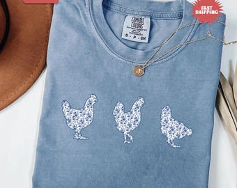 Koszulka Comfort Colors® Toile Floral z motywem kurczaka, prezent dla miłośniczki kurczaków dla pani kurczaków, koszulka dla mamy kurczaka, prezenty z farmy, urocza koszulka z kurczakiem