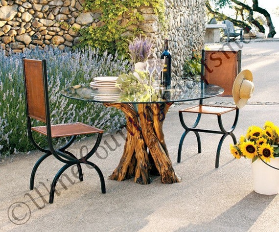 Tree trunk dining table 2024 with glass top