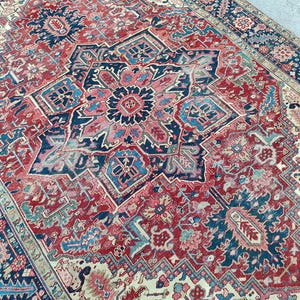 8x11 Heriz area rug, Serapi rug vintage 8x11, Oversize Persian rug 8x11 antique, Oriental rug 8x11, Red living room rug 8x11, Malayer rug