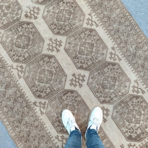 Modern 5x8 turkish rug, Oushak rug 5x8, vintage rug 5x8, Oriental rug 5x8 vintage, Kurdish rug, Natural rug, Persian rug 5x8 Gray, Furniture