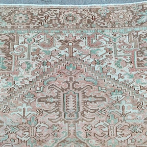 9x12 Persian rug Oversize, Heriz area rug 9x12, Antique 9x12 living room rug, Mahal rug neutral 9x12, Oriental rug 9x12, Malayer rug wool