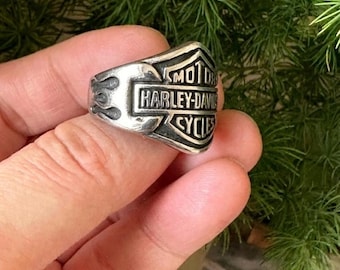 Anello da motociclista in acciaio inossidabile con design a fiamma Bar & Shield