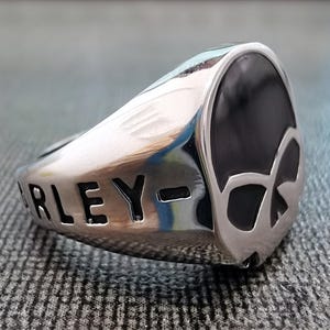 Bague Chevalière Harley-Davidson - Motif Crâne (Skull) - Acier Inoxydable Chirurgical - Argenté - Neuf Avec Étiquettes