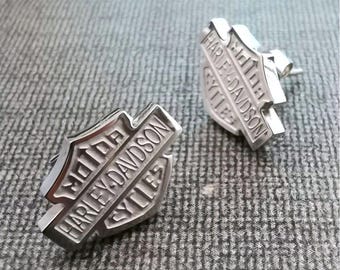 Biker-Schild-Ohrringe aus Edelstahl, auffälliger Schmuck im Motorrad-Stil