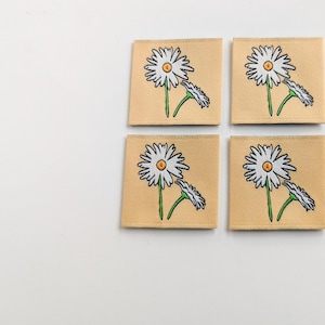 Daisies | Woven Luxe Labels | 4 pack | Garment Labels For Handmade Clothes | Sewing Gift | April Birth Month Flower | Sewist | Clothing Tag
