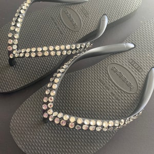 Tongs Havaiana en cristal strass personnalisées, bride fine, sandales scintillantes strass, chaussons de mariée bohème, chaussure de plage d'été image 2