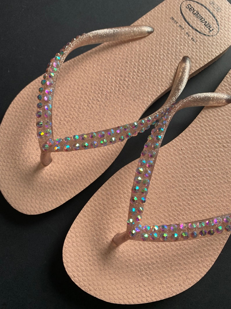 Tongs Havaiana en cristal strass personnalisées, bride fine, sandales scintillantes strass, chaussons de mariée bohème, chaussure de plage d'été image 5