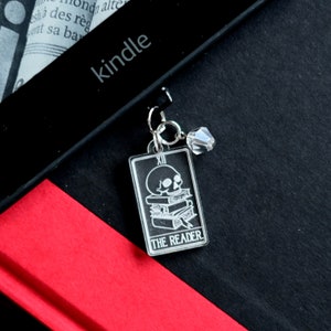 The Reader Tarot Card E-Reader Charm and Dust Plug for Kindle and other USB-C Charging Ports