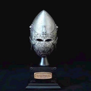 Resin Viking Knight Helmet Bust: Medieval Norse Armor Replica