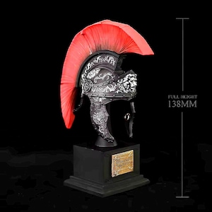 Replica Romeinse Centurion-helmminiatuur: historisch harsdecor