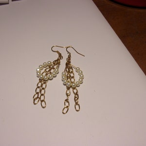 modern teardrop glass pearl gold chain earrings