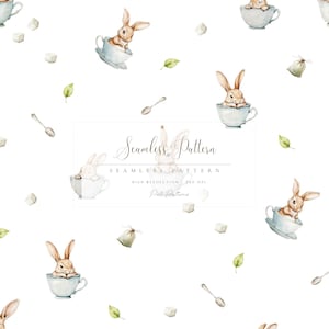Puede incluir: Patrón sin costuras de acuarela con conejitos en tazas de té, cubos de azúcar, cucharas y hojas sobre un fondo blanco. Se muestra el texto "Seamless Pattern". Alta resolución, 300 DPI.