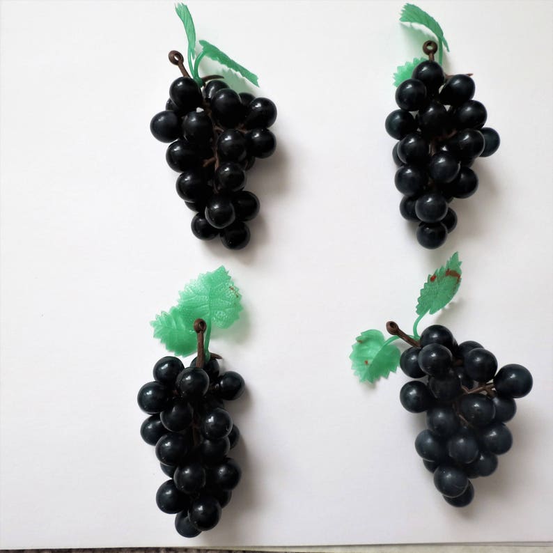 Mini Grapes Lot of 4 Plastic Grapes Wedding Favor Fruit Wine Decor 3 Purple Grapes Rubber Grapes Lot Craft Supplies American Girl Doll