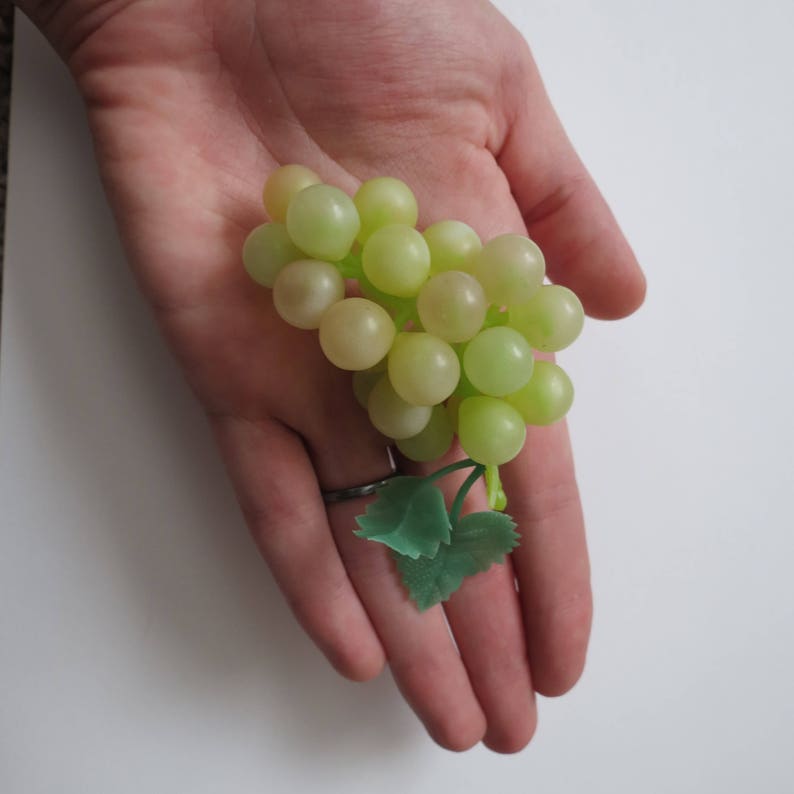 Mini Grapes / Lot of 4 Plastic Grapes Wedding Favor Fruit Wine Etsy