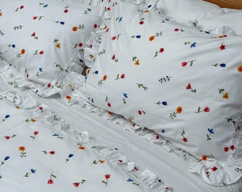 Floral Ruffle Bedding Set, 100% Cotton Duvet Cover Set with Fitted Sheet and Pillowcases, Wildflower Cottagecore Bedding, Queen King Full