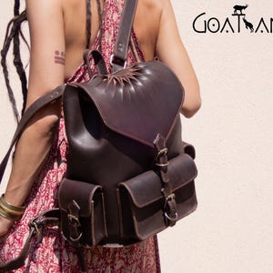 Handmade Leather Backpack – Minimalist Design, Rugged Craftsmanship, Optional Hand-Stitched Finish