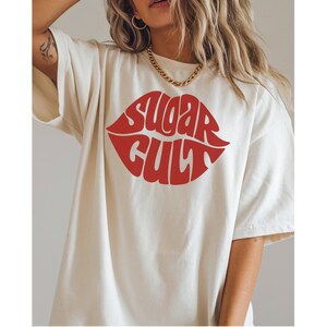 Retro Lips Graphic Tee: Sugar Cult Pop Art T-Shirt