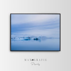 Foto della laguna glaciale islandese Jökulsárlón | Iceberg in blu | Stampa di paesaggio minimalista nordico | Poster di fotografia artistica | Senza cornice