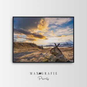Foto di paesaggio islandese | Ferro rustico al tramonto | Stampa naturalistica nordica | Poster di fotografia artistica | Senza cornice