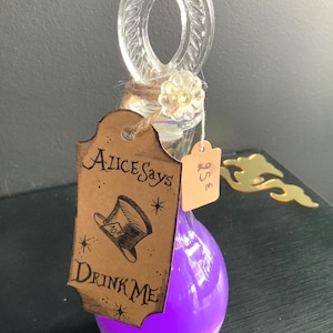 Alice in Wonderland Magic Potion - potion - potion bottle - magic potion - magic - apothecary