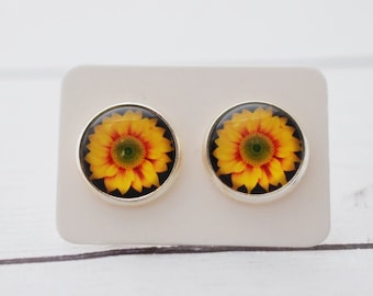 Sunflower Earrings, Flower Earrings, Plant Earrings, Sunflower Studs, Sunflower Gift, Post Earrings, Earrings for Women, Gifts for Her