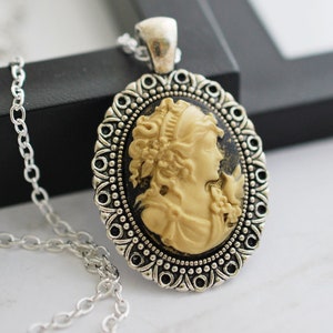 Victorian Lady Cameo Pendant Necklace, Black and Ivory Vintage Style Cameo Necklace, Cameo Jewelry, Silver Cameo Necklaces for Women