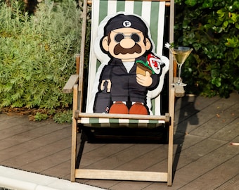 Pop Art Mario Pillow – Modern Gaming Nostalgia