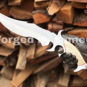 Handmade D2 Steel Hunting Knife Camel Bone Handle Leather Sheath