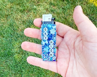 PuffPrettyCo | Blue Bedazzled Lighter