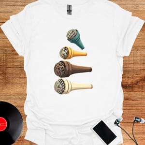 Camiseta con arte de micrófono / Regalo para amantes de la música, camiseta unisex, ropa de concierto, camiseta gráfica única, ropa informal, regalo para cantantes y vocalistas