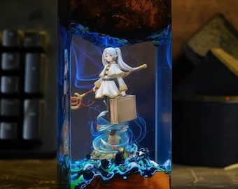 Escultura de resina de anime Frieren – Diorama de fantasía iluminado / Pieza de arte mágica hecha a mano, regalo mágico de colección