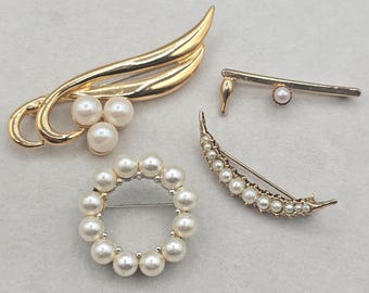 Vintage Faux Pearl Brooch Lot Gold Silver Tone Crescent Wreath Swirl Pins 4pc