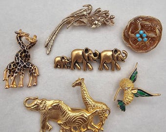 Vintage Animal Brooch Lot Gold Tone Elephant Giraffe Bird 6pc Safari Wildlife