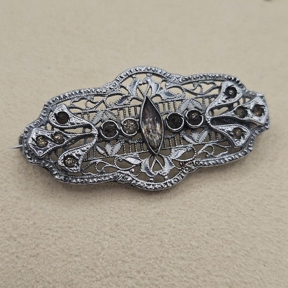 JHP Filigree Brooch Pin Silver Tone Rhinestone Art Deco Style Flapper
