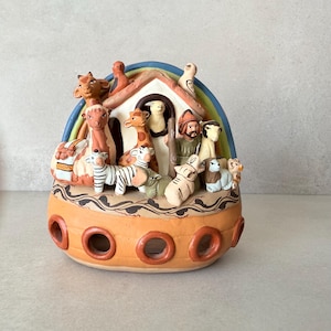 Vintage Andean Clay Noah’s Ark Figurine – Hand Painted Folk Art Tealight Holder from Peru or Ecuador – Religious Decor