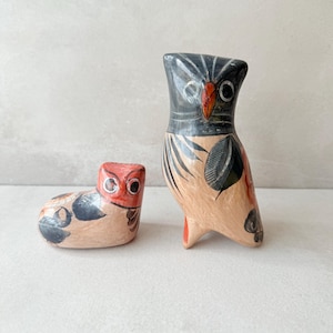 Vintage Tonala Pottery Owl Pair: Hand-Painted Mexican Folk Art Figurines