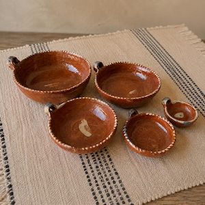 Vintage mexikanska skålar, set med 5 miniatyrer, folkkonst, keramik, altardekor (10 cm)