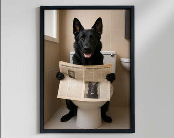 Puede incluir: Impresión enmarcada de un perro pastor alemán negro sentado en un inodoro, leyendo un periódico. El periódico tiene texto y una foto de un perro. El perro está sonriendo con la lengua fuera.