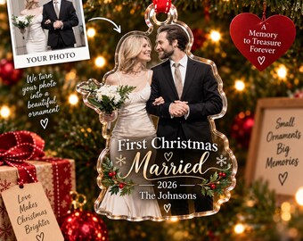 First Christmas Married Ornament, Personalized Wedding Ornament, Newlywed Christmas Gift, Custom Couple Ornament, Wedding Keepsake