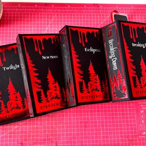 The Twilight Saga books by Stephanie Mayer | Special Edition Rebinds | Sprayed Edges