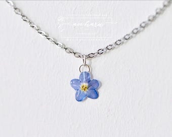 Forget Me Not Real Flower Necklace, Minimal Nature Jewelry, Real Flower Pendant, Delicate Blue Floral Jewelry, Resin Necklace Gift for Her