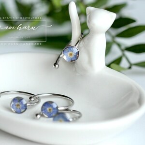 Real Forget Me Not Flower Resin Ring: Handmade Botanical Jewelry, Stackable Dainty Ring image 7